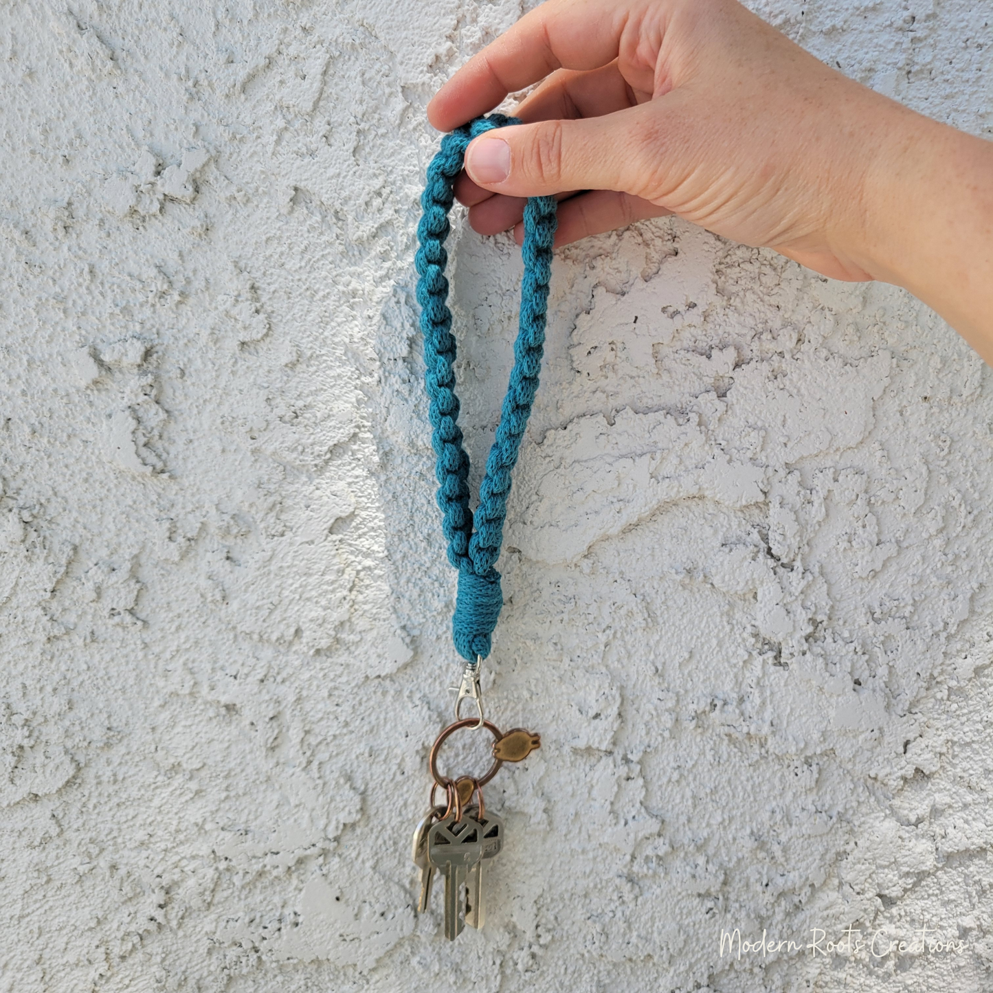 Summer Color Macrame Wristlet